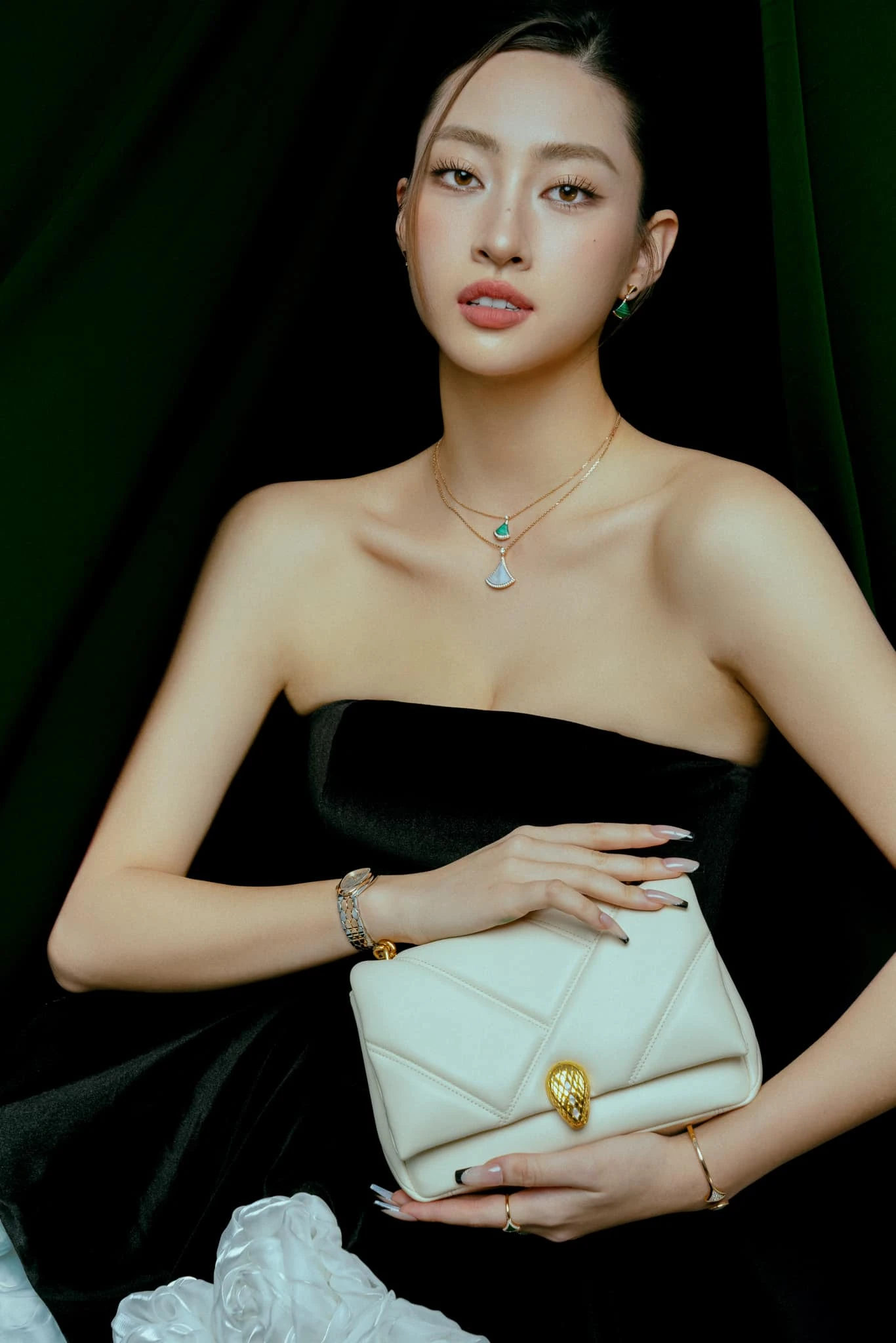 Lương thùy linh 3 Lương thùy linh 3