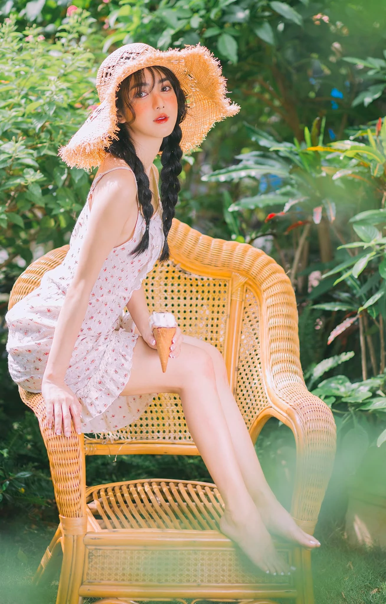 Hồ thị thùy linh 6 Hồ thị thùy linh 6
