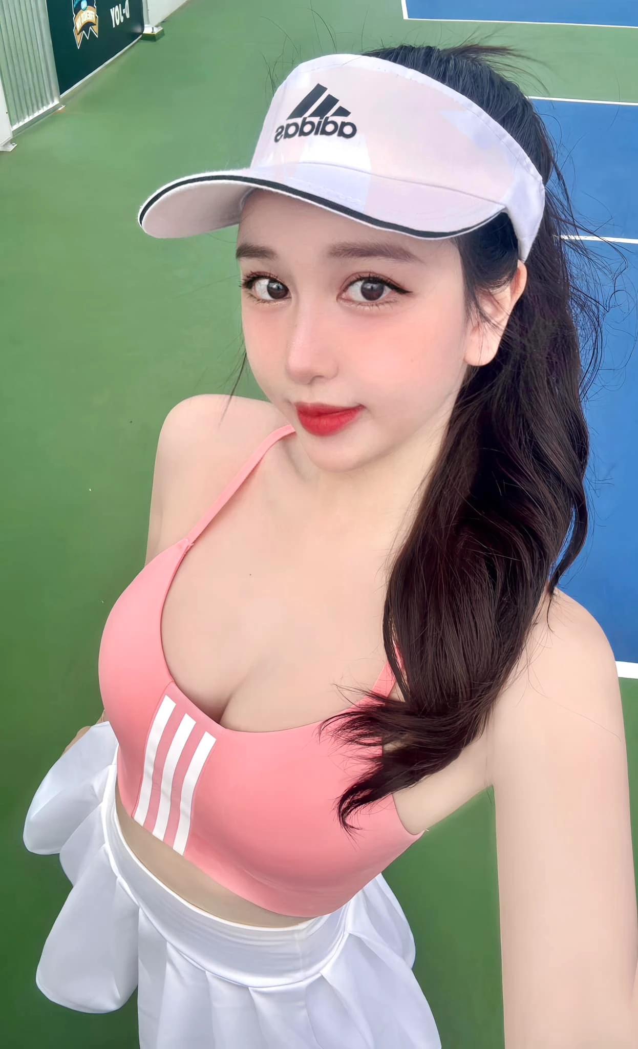 Hồ ngọc ý nhi 1 Hồ ngọc ý nhi 1